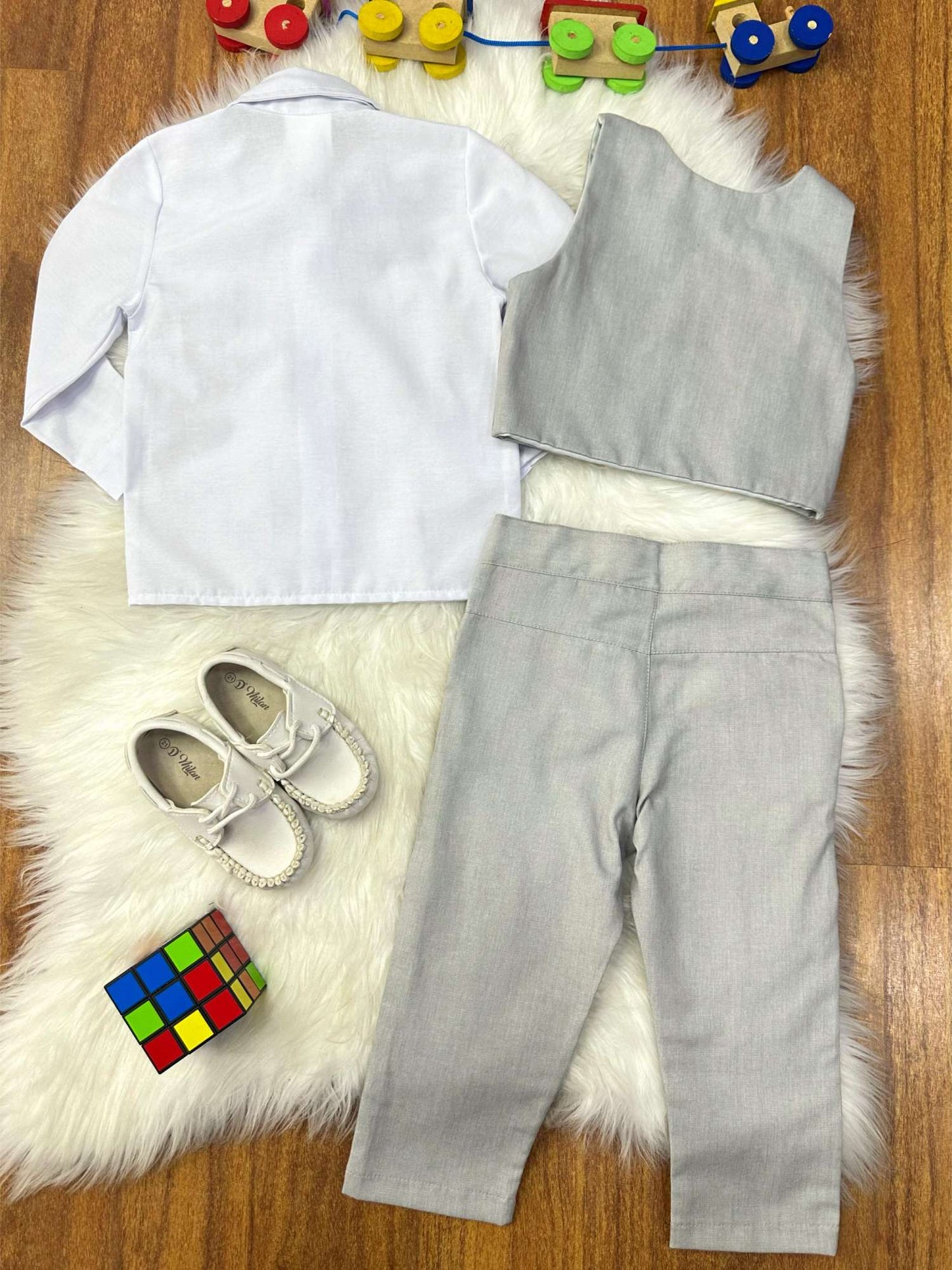 Conjunto Social Pajem Camisa Branca com Calça e Colete Cinza