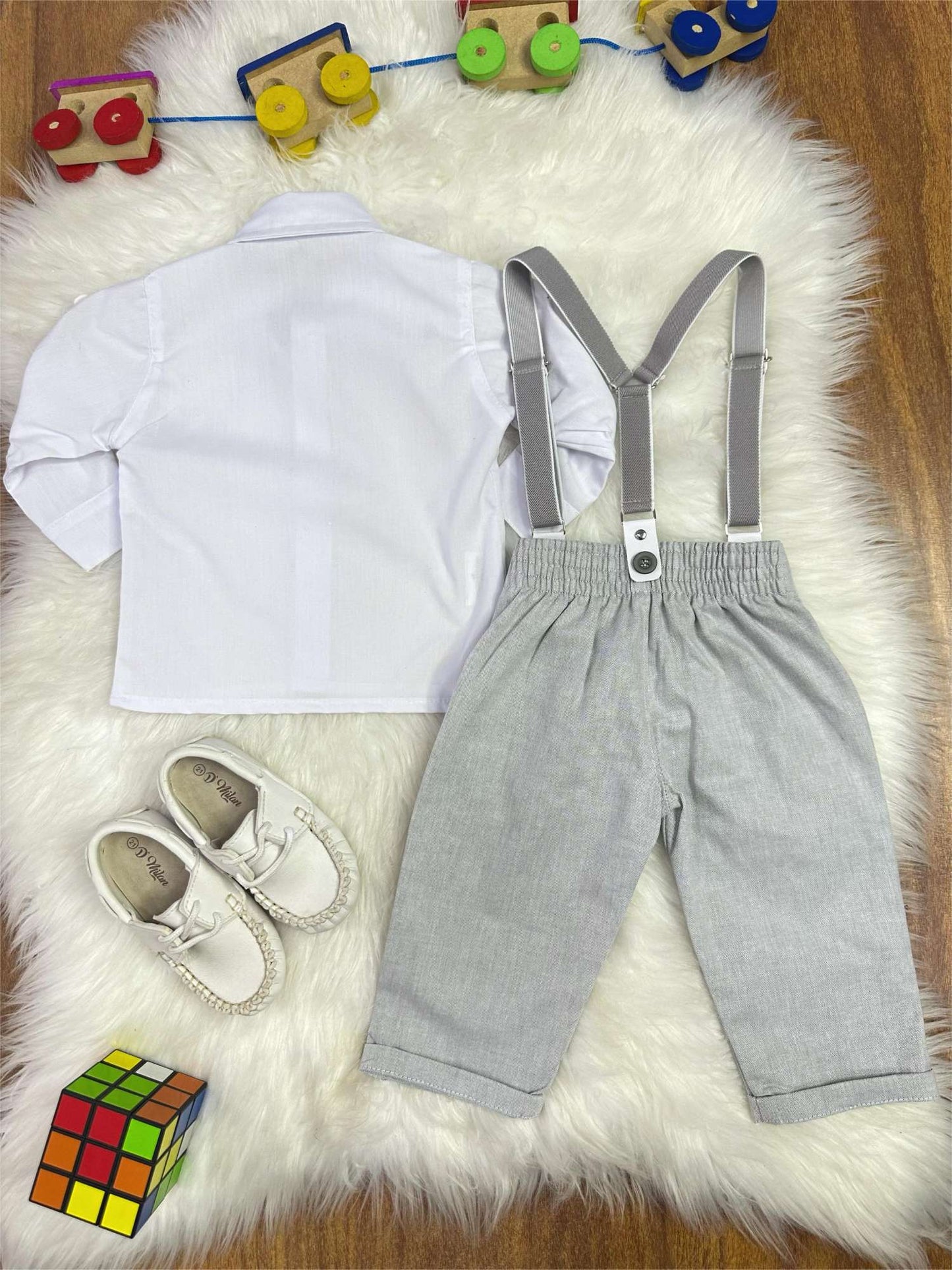Conjunto Social Bebê Calça Susp. Cinza Claro e Camisa Branca