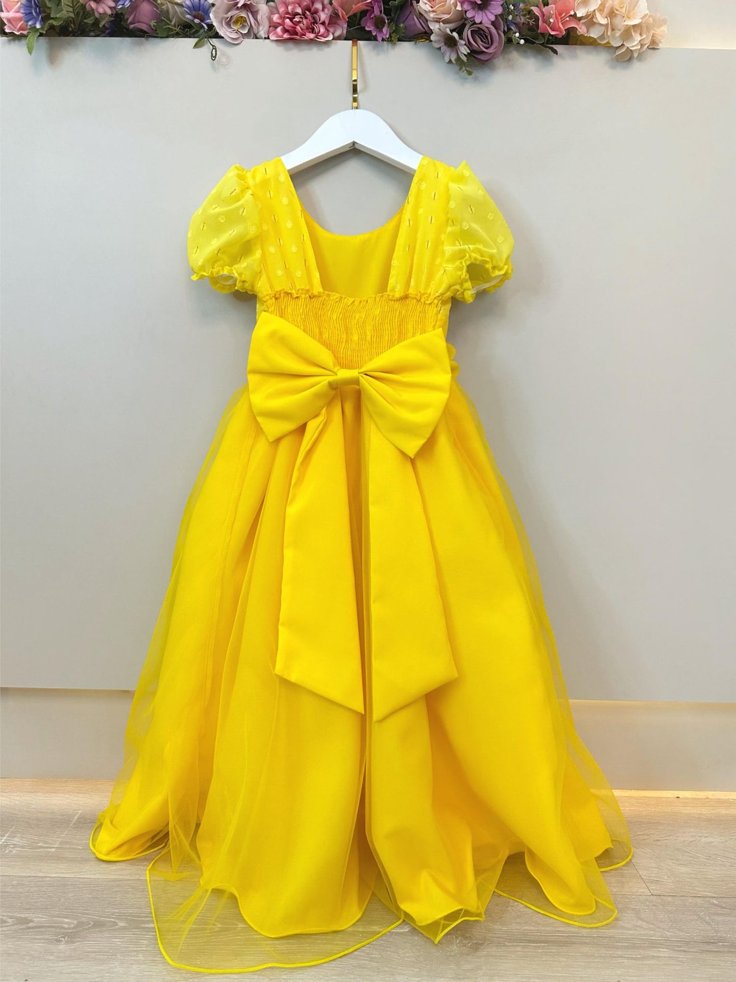 Vestido Infantil Longo Amarelo C/ Broche Flor