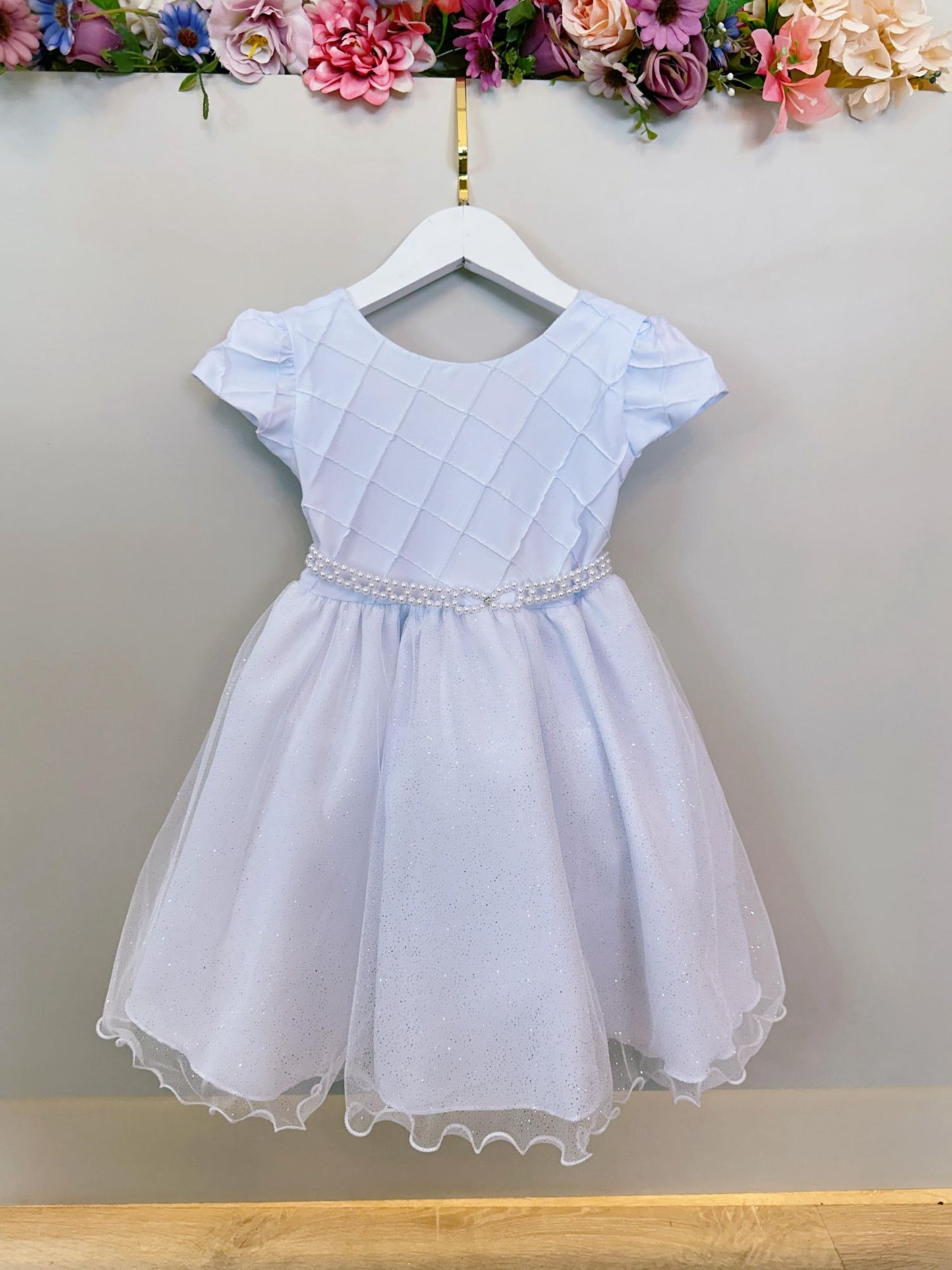 Vestido Infantil Branco Busto Nervura Festas Daminhas