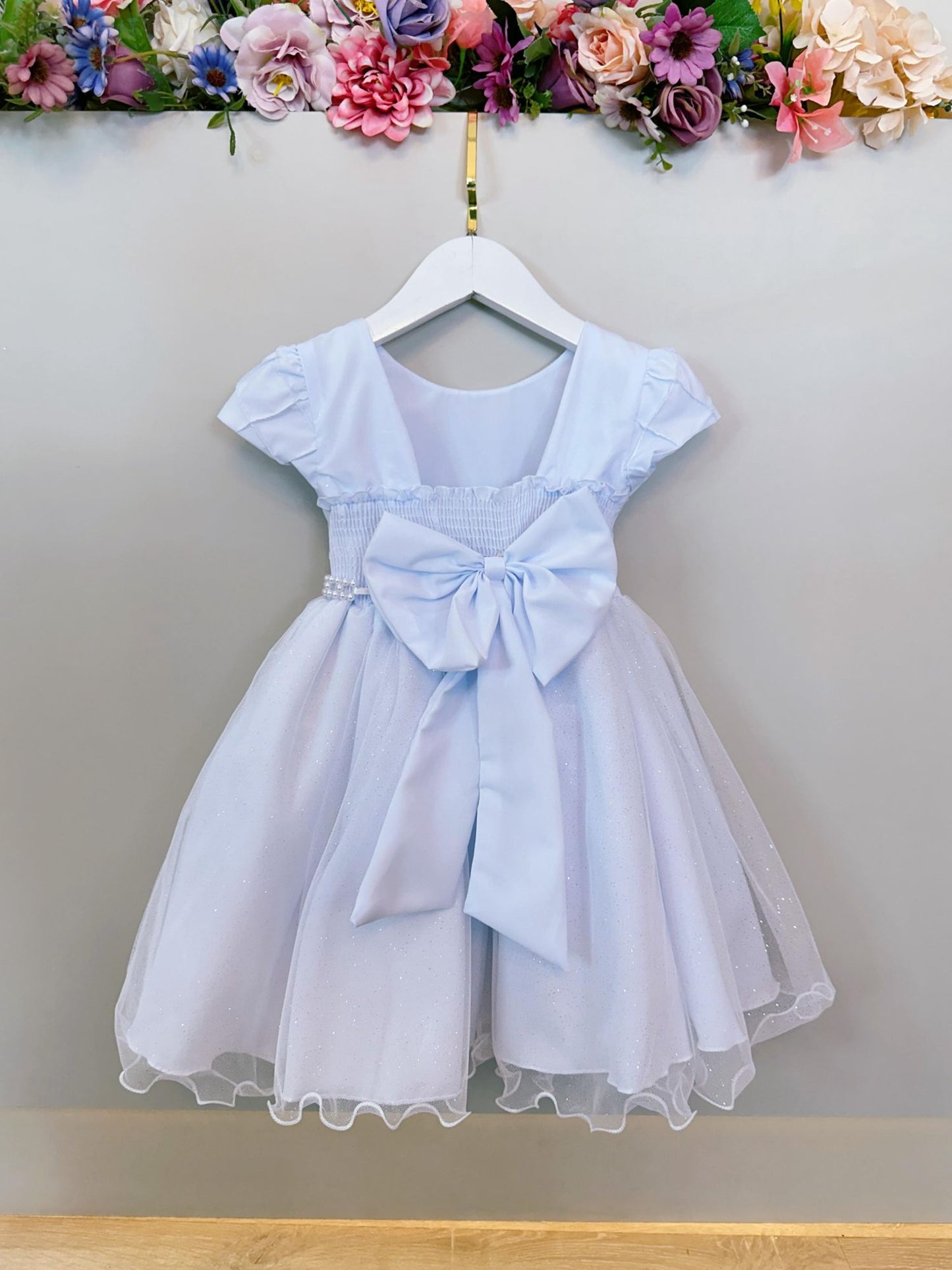 Vestido Infantil Branco Busto Nervura Festas Daminhas