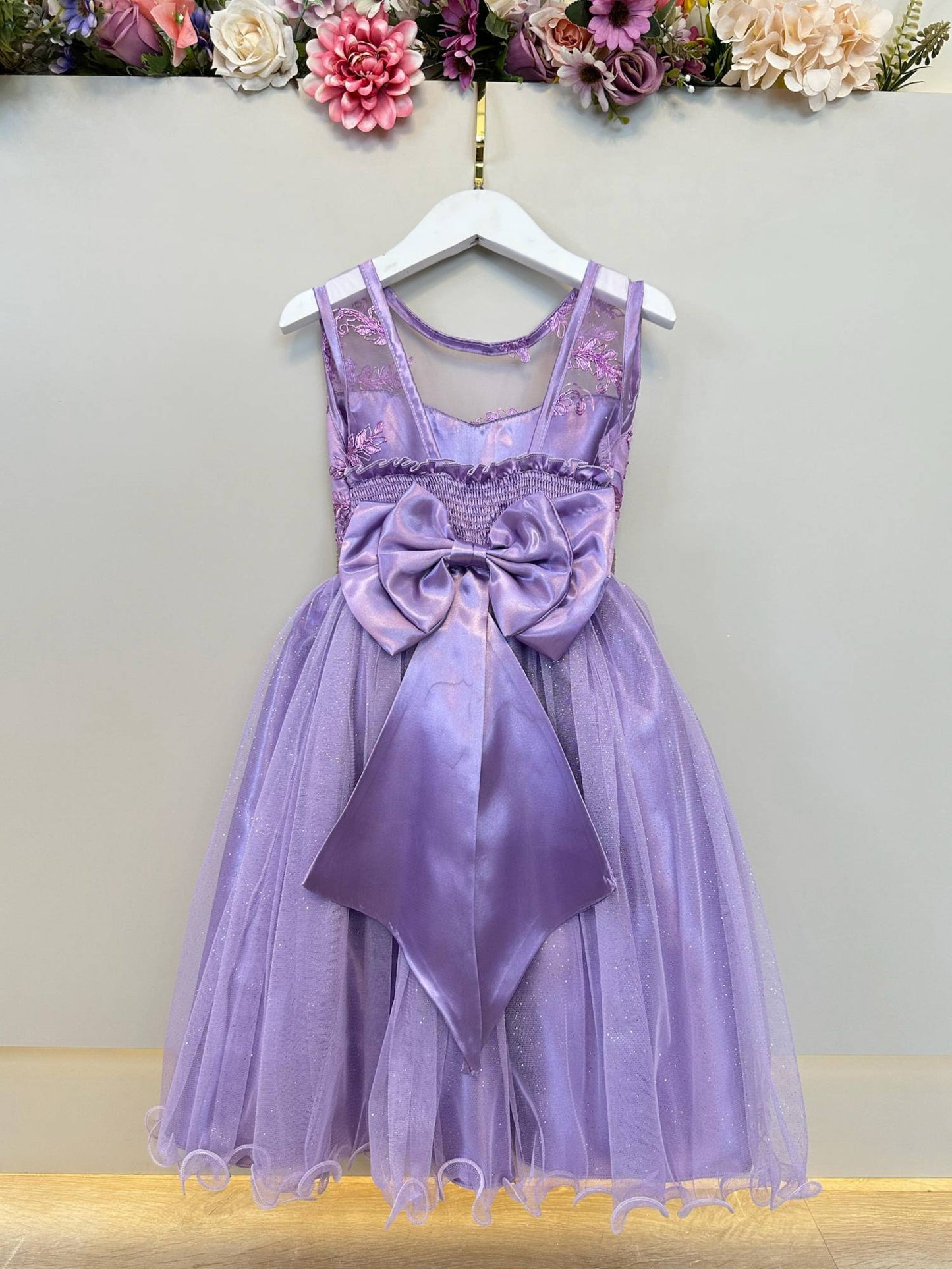 Vestido Infantil Lilás Renda Metalizada Tule C/ Brilho Damas