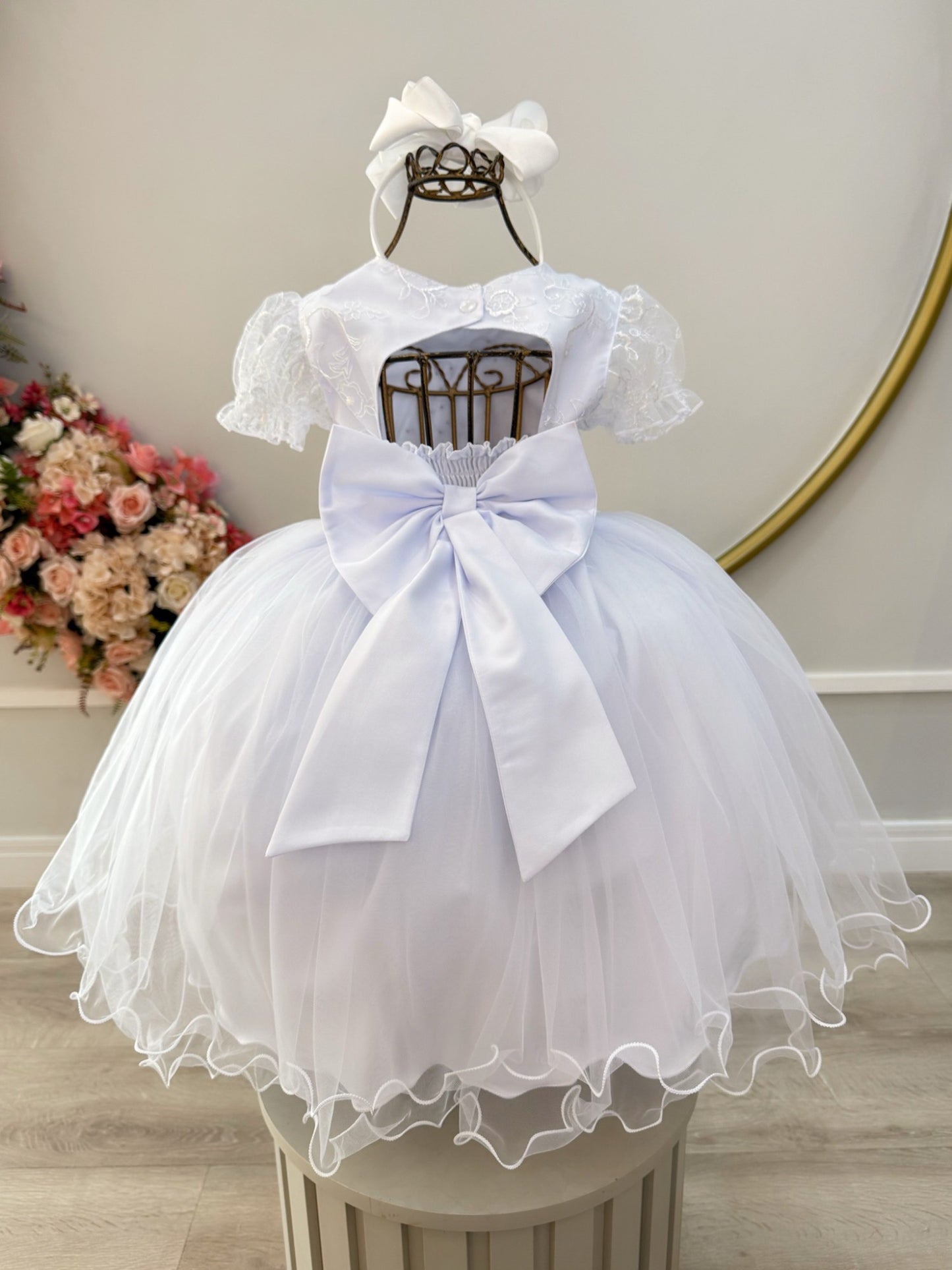 Vestido Infantil Branco Busto Com Renda Bordado Daminhas