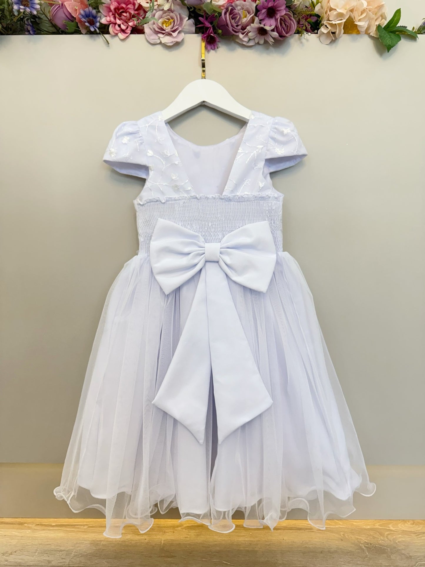 Vestido Infantil Branco Renda C/ Borboletas Daminhas Luxo