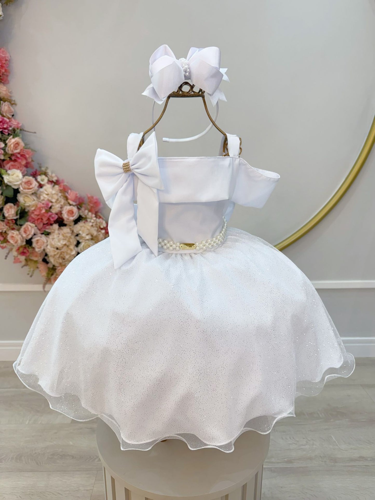 Vestido Infantil de Alça Branco Saia C/ Glitter e Broche Festas